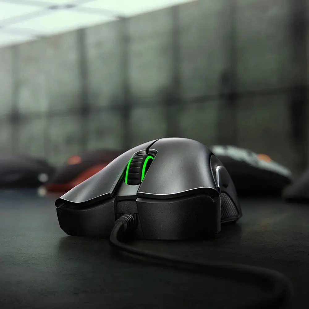 Dominez le Jeu avec la sourit Razer DeathAdder Essential (2021) : 6400 DPI et Design Ergonomique